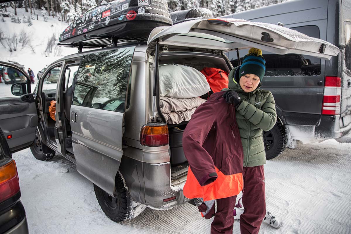 Arc'teryx Thorim AR (layering up)